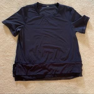 Lululemon mesh navy t shirt size 4 6